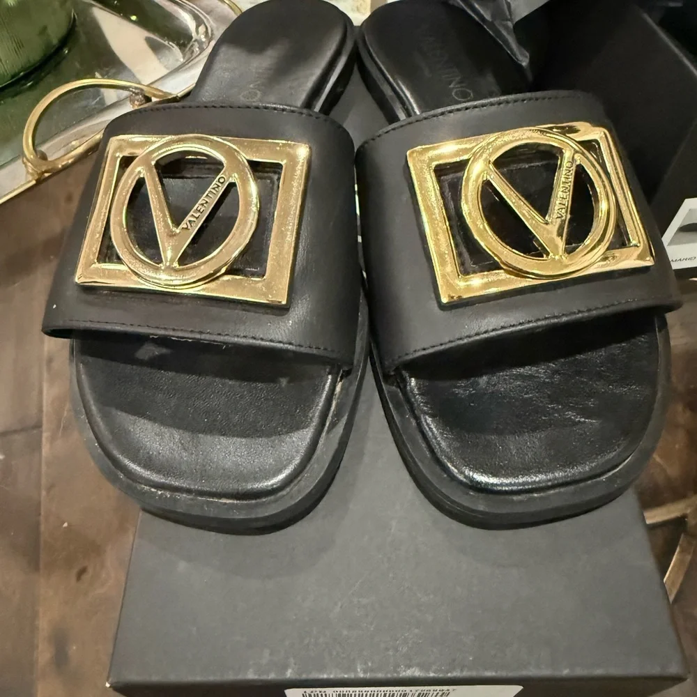 Amira Slide Sandal VALENTINO BY MARIO VALENTINO - Picture 1 of 13
